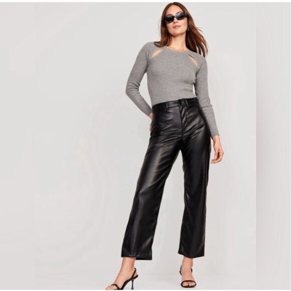Black High-Waisted Faux-Leather Cropped Wide-Leg Pants Size 4 EUC - Picture 1 of 3